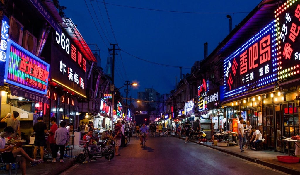 Shouning Lu Seafood Street, Shanghai. Photo: Valerie Teh