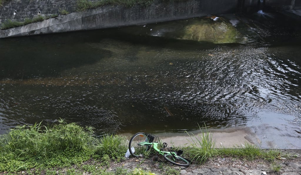 Complaints of social nuisance were filed by residents after riders left bikes in undesignated areas without facing any consequences. Photo: David Wong