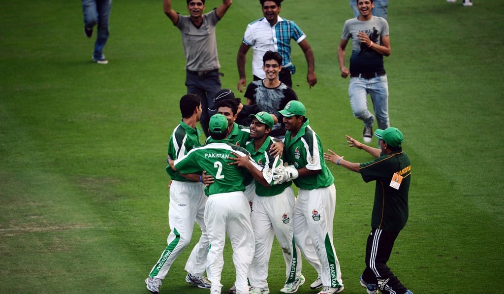 Pakistan celebrate winning the 2011 Hong Kong Sixes. Photo: AFP