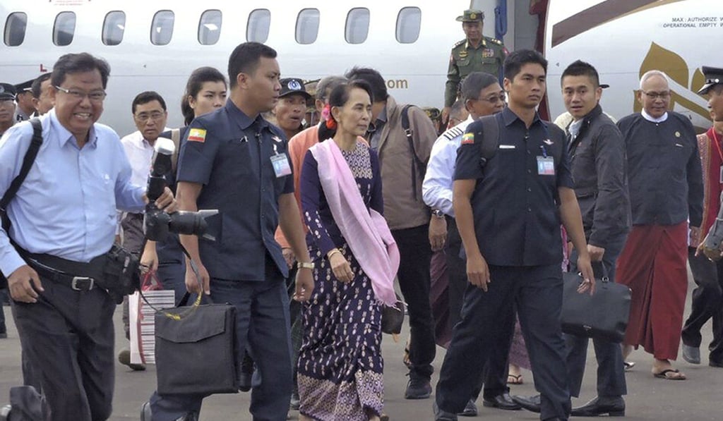 Suu Kyi arriving in Sittwe, Rakhine state. Photo: AP Suu Kyi arriving in Sittwe, Rakhine state. Photo: AP