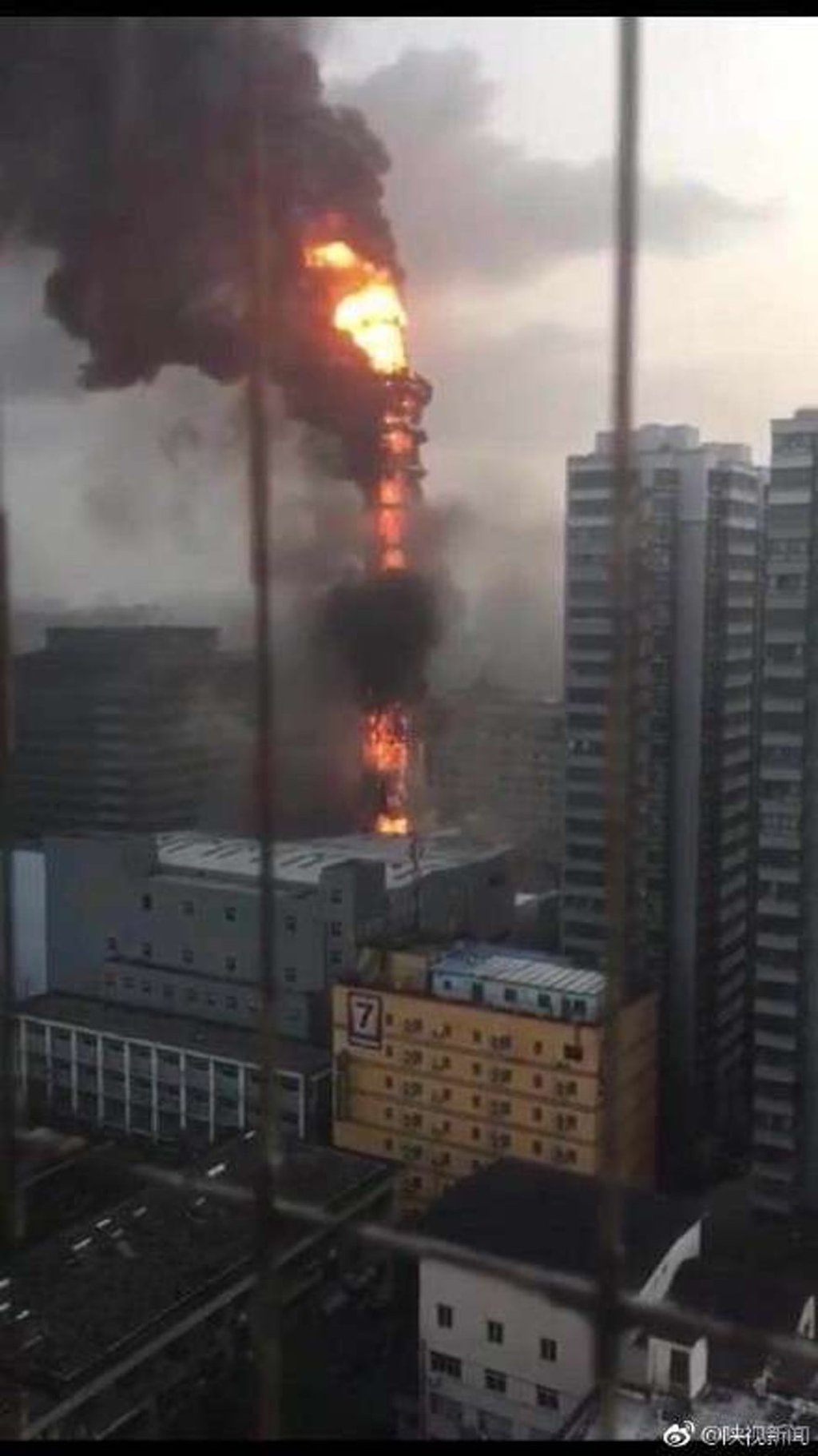 Nobody was injured in the fire, which was brought under control on Thursday morning. Photo: Sohu.com