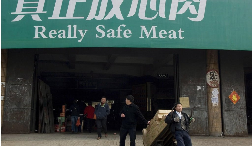 Chinese shoppers remain sceptical of the quality of some domestic food products, after various food-related scandals, such as one involving baby milk formula tainted with industrial chemical melamine, dominated headlines for months a couple of years back. Photo: EPA