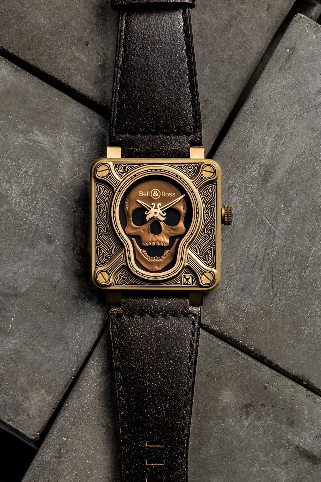 Bell and ross burning skull shop