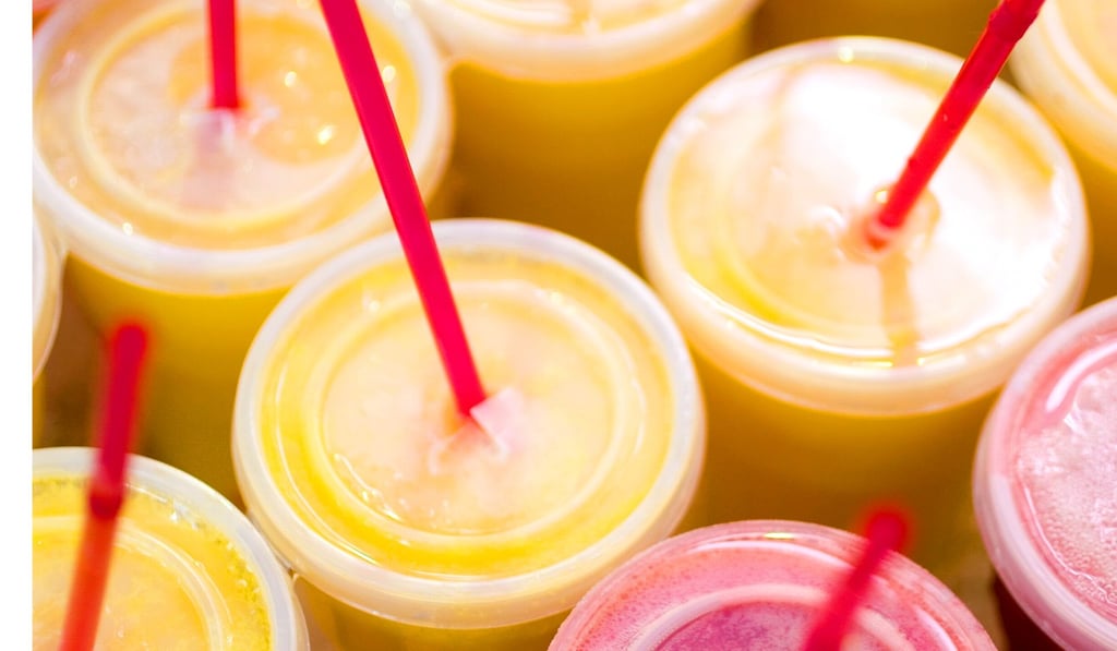 Plastic cups and straws are commonly used by Hongkongers when they dine out. Photo: Corbis