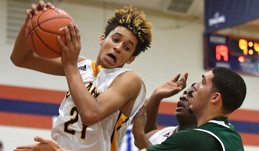 Jalen Hill, shown in action last year during a high school game, was among three UCLA basketball players detained in Hangzhou for questioning amid accusations of shoplifting. Photo: USA Today
