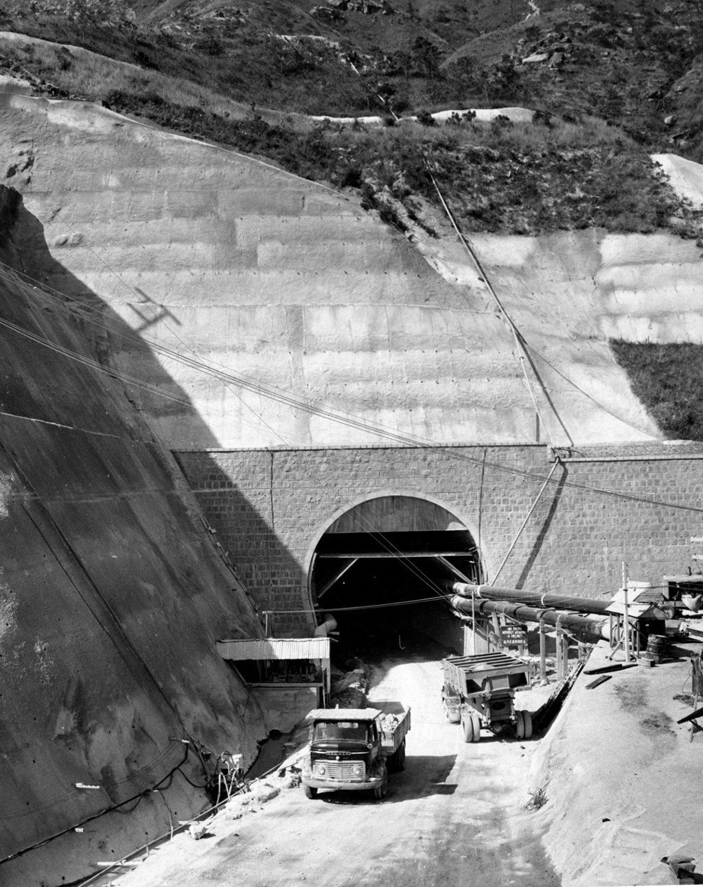 Lion Rock Tunnel under construction in 1963.