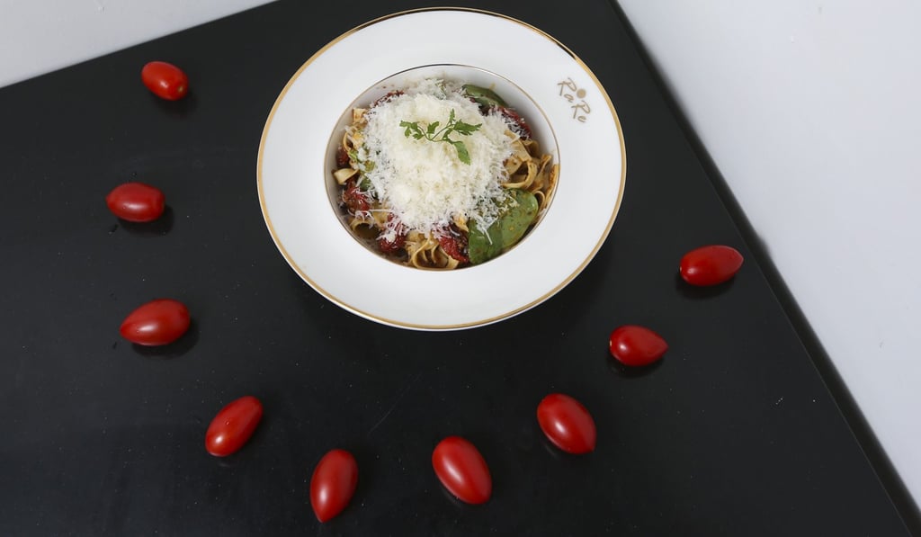 Semi-dried cherry tomato fettuccine. Photo: Xiaomei Chen