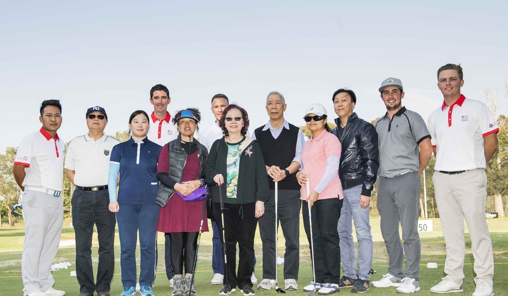 Alfie Plant with members of the Hong Kong Blind Sports Federation at Fanling. Photo: Power Sport Images