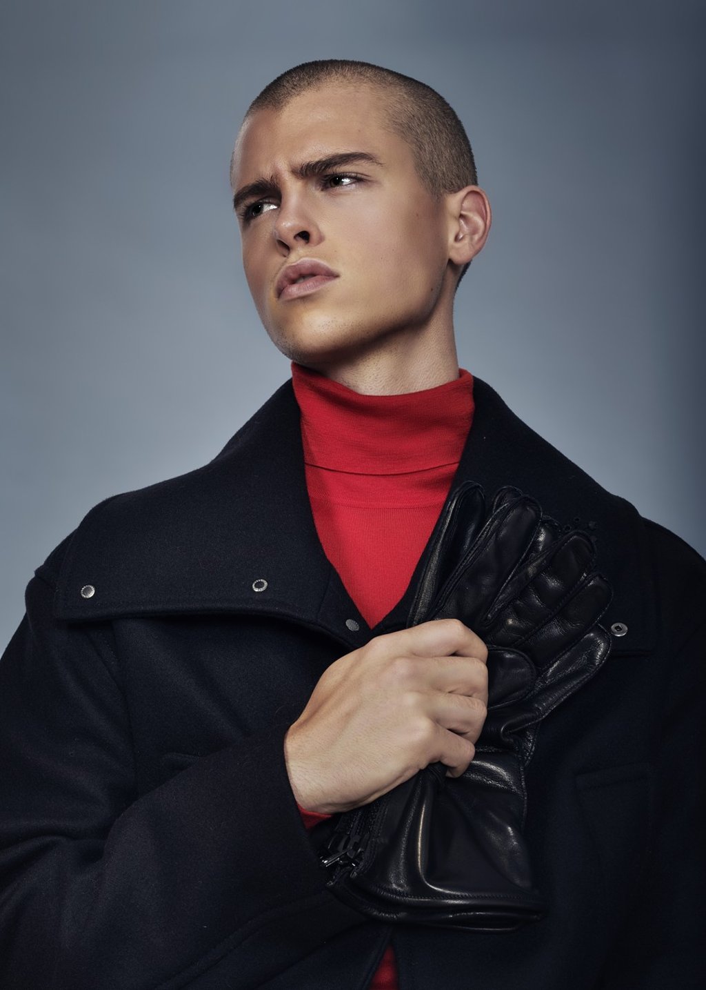 Turtleneck: Versace, HKD $5,200 Jacket: Versace, HKD $13,500 Gloves: Giorgio Armani, price upon request 2532 7700 Lapel Pin: Dior, HKD $5,500