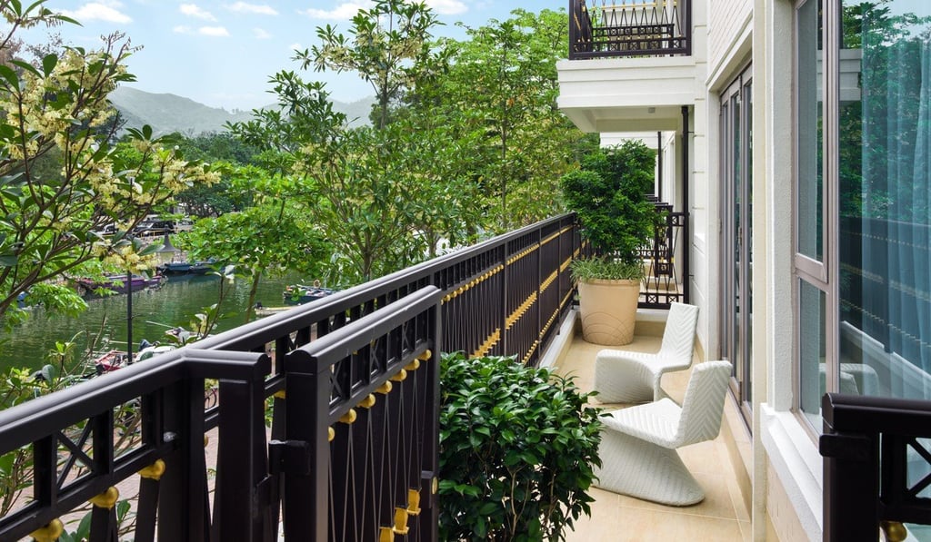 Sino Land’s low-rise Riverwalk Balcony offers rental units.