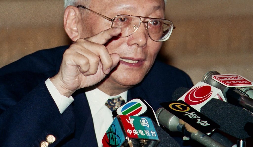 Lu Ping famously branded Chris Patten ‘a sinner of 1,000 years’. Photo: SCMP Pictures Lu Ping famously branded Chris Patten ‘a sinner of 1,000 years’. Photo: SCMP Pictures