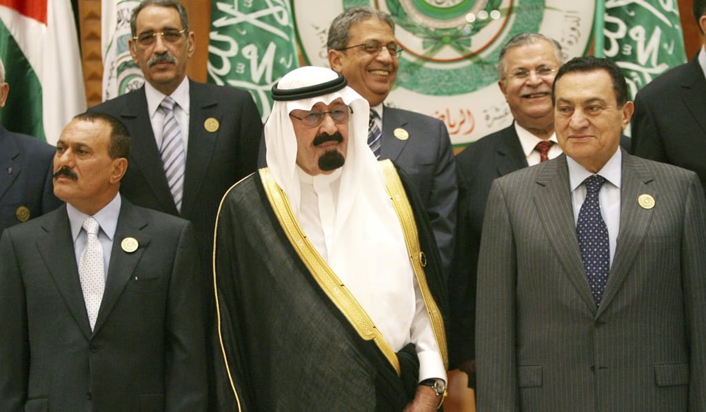 In this 2007 file photo, then Yemani President Ali Abdullah Saleh (left), then King Abdullah bin Abdul Aziz al-Saud of Saudi Arabia, and then Egyptian President Hosni Mubarak (right). Saleh was killed on Monday, December 4, 2017, by Shiite rebels. Photo: AP