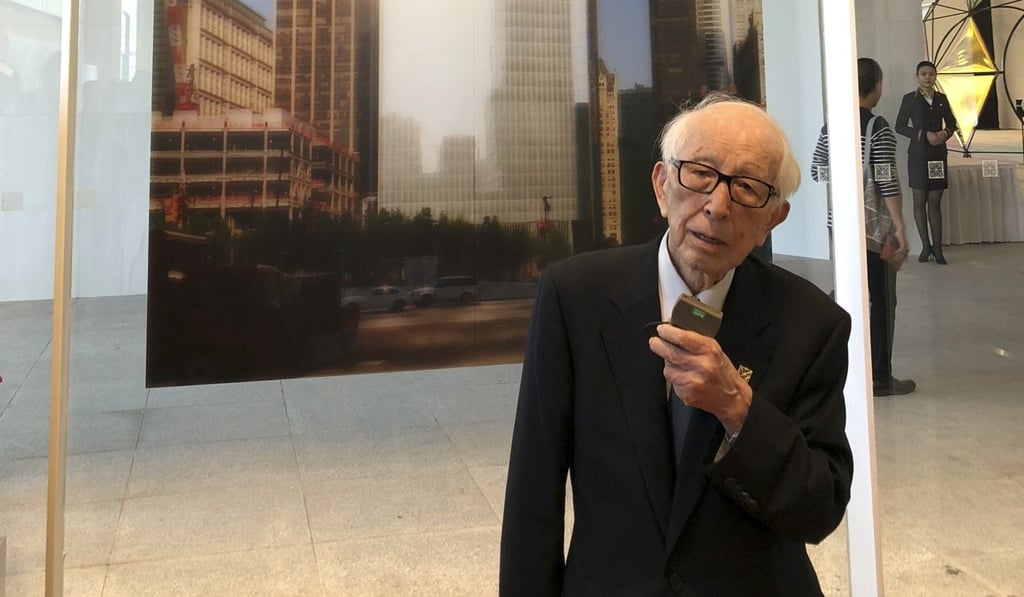Fumihiko Maki at the opening of Design Society in Shekou, Shenzhen. Photo: Enid Tsui