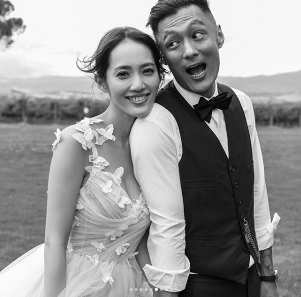 Shawn Yue marries model girlfriend Sarah Wang.