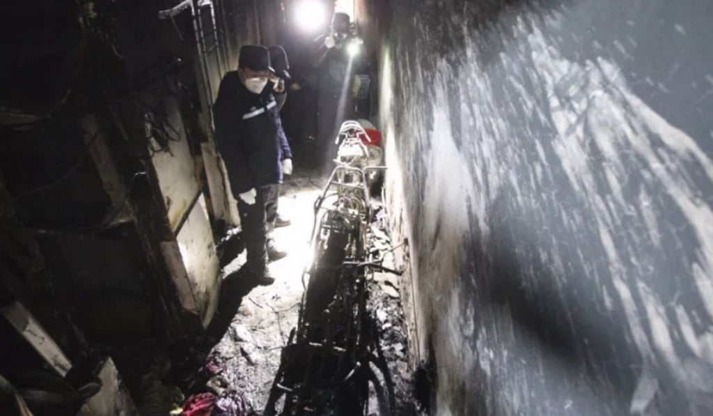 Five people died from inhaling gases from the bikes’ burning batteries. Photo: Mp.weixin.qq.com