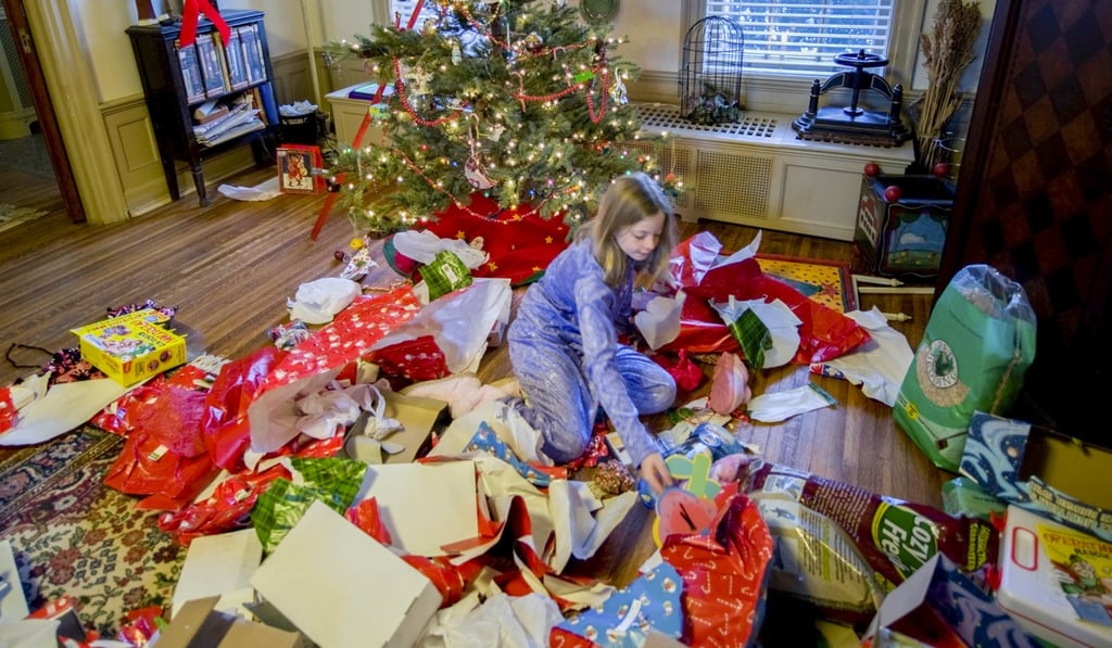 A local NGO claims that if every person Hong Kong were given just one wrapped present, some 138 tonnes of wrapping paper would be used. Photo: SCMP