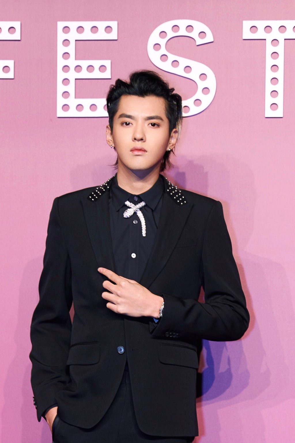 Burberry x kris wu meme top