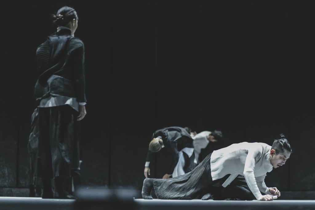 Performers in the City Contemporary Dance Company’s production of Post-Perception/Transcendance. Photo: City Contemporary Dance Company/Meron