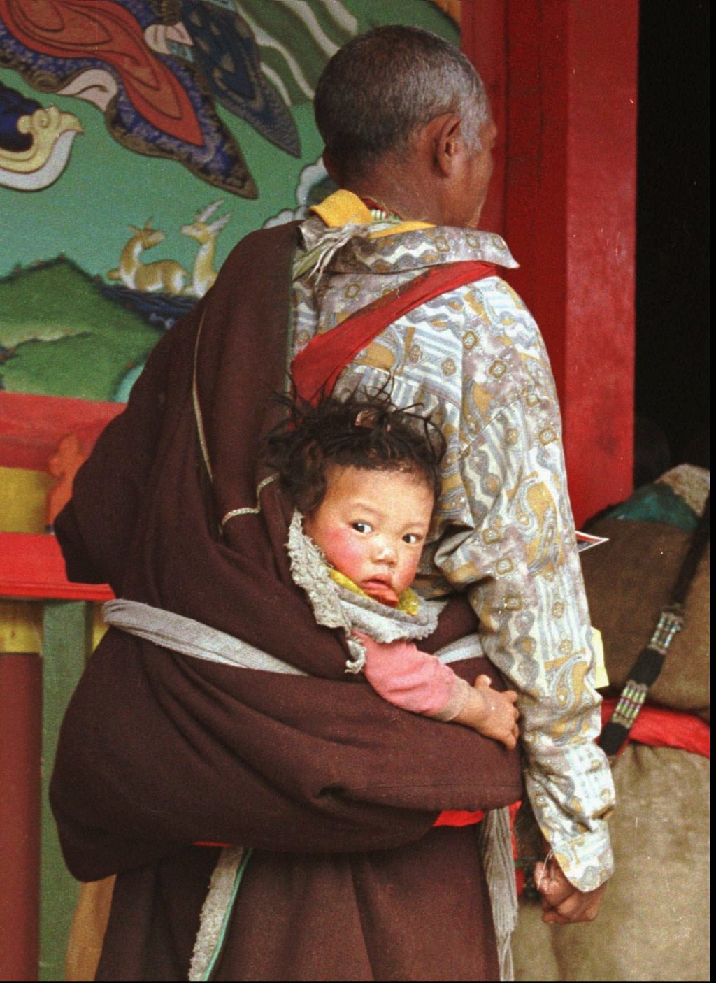 Then Now Why traditional Chinese baby slings are back in fashion in Hong Kong South China Morning Post