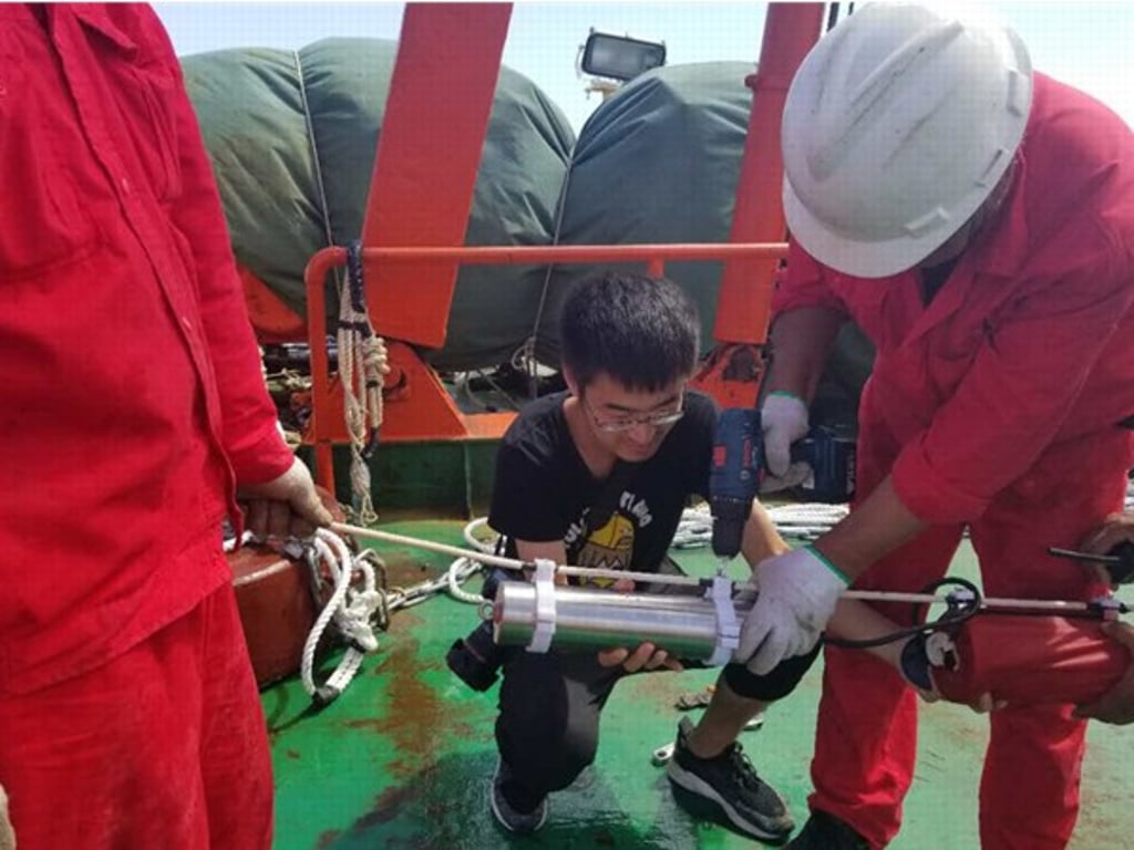 Scientists carried out the experiment to try to understand how sound is transmitted in the deep sea. Photo: Weibo