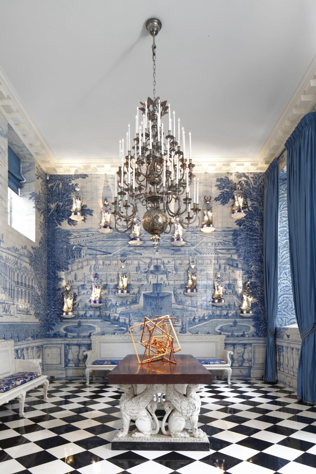 The vestibule in the Hôtel Claude Passart, in Paris, designed by Molyneux. The vestibule in the Hôtel Claude Passart, in Paris, designed by Molyneux.