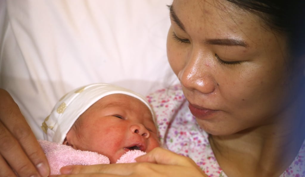 Imma Chan with her newborn son. Photo: David Wong