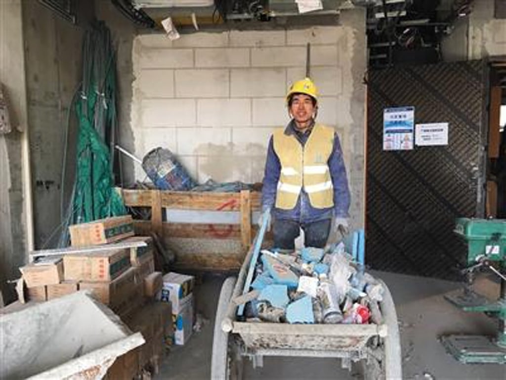 Ge has been working in the construction industry in Shanghai since October. Photo: Chinanews.com Ge has been working in the construction industry in Shanghai since October. Photo: Chinanews.com