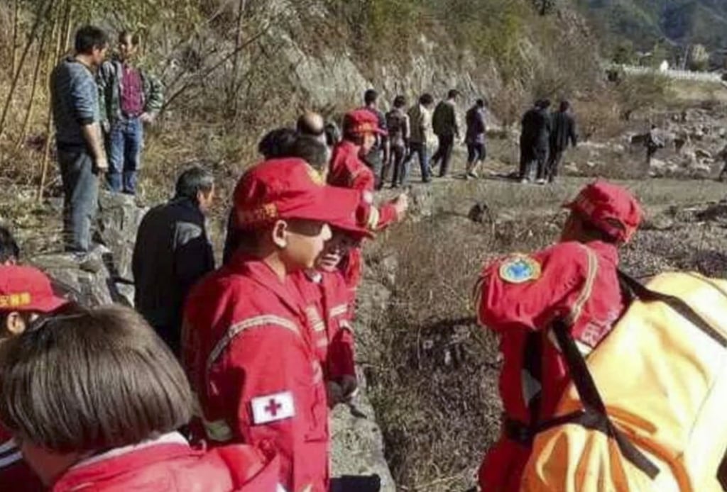 Rescue teams found Xia hiding in a small cave at the site of a disused coal mine. Photo: News.sina.com.cn