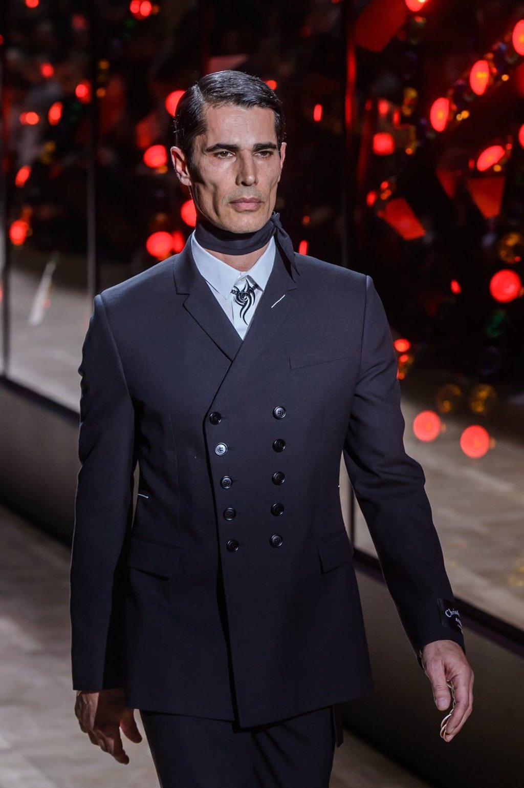 A model presents a creation from the autumn/winter 2018/19 men’s collection by Belgian designer Kris Van Assche for Dior during Paris Fashion Week. Photo: EPA