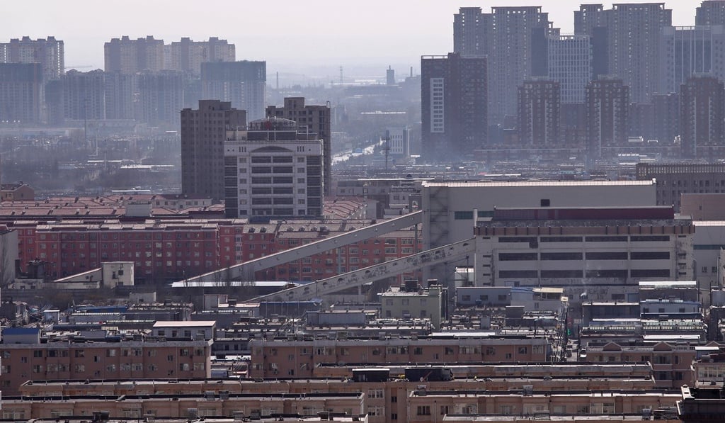 Most of the financing platforms raised funds through bank loans, bond offerings and the issuance of wealth management products to fund the construction of infrastructure projects. Photo: SCMP/ Simon Song