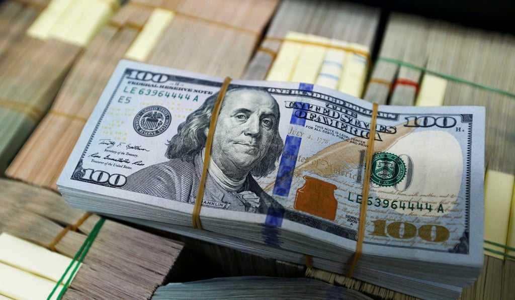 A worsening US federal budget deficit does not bode well for the outlook for the US dollar, writes Henry Chan. Photo: Reuters