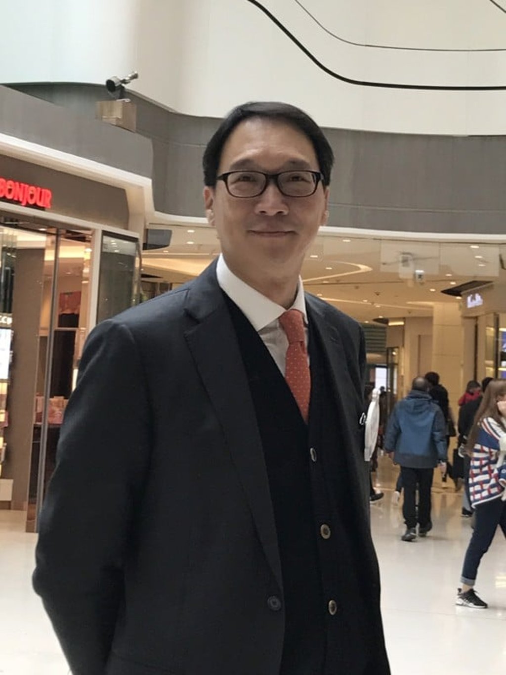 MTR property director David Tang says if all goes as planned, the site atop Wong Chuk Hang station will be put up for tender this year. Photo: Sandy Li