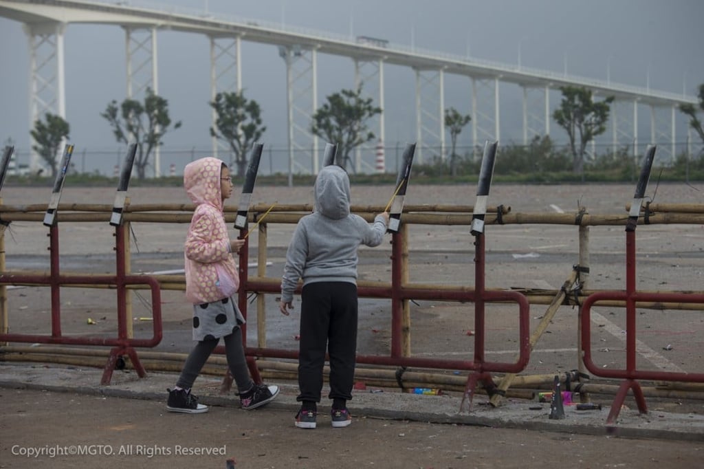 Firecrackers and fireworks lighting in Macau. Photo: Macao Government Tourism Office