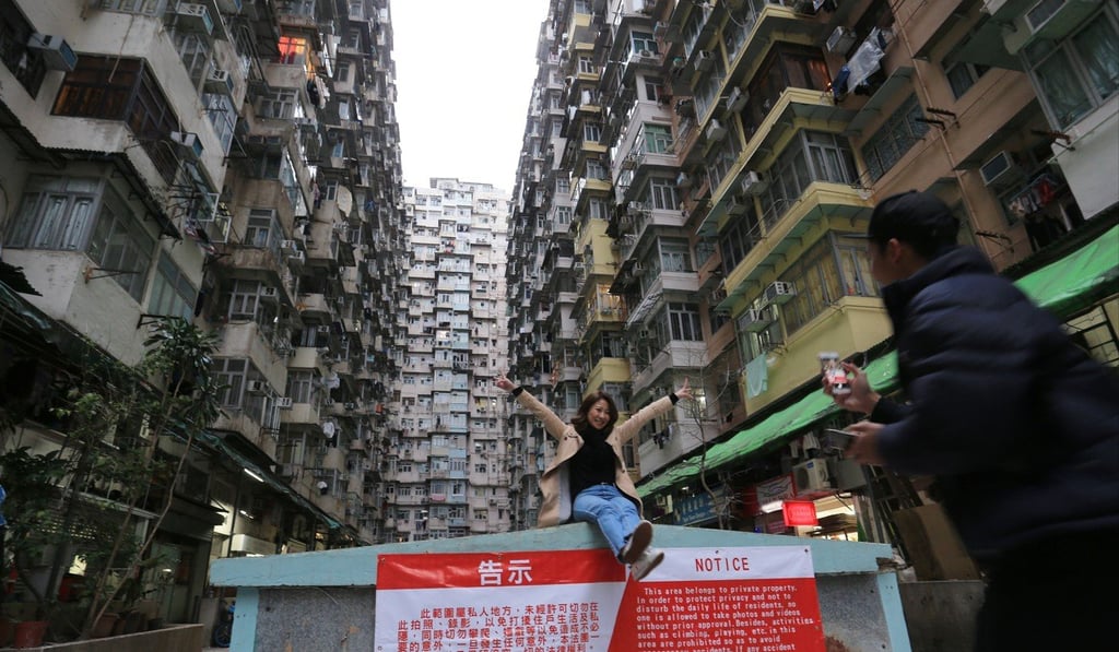 Tourists pose for pictures at Hoi Shan Lau in Quarry Bay. Photo: Dickson Lee