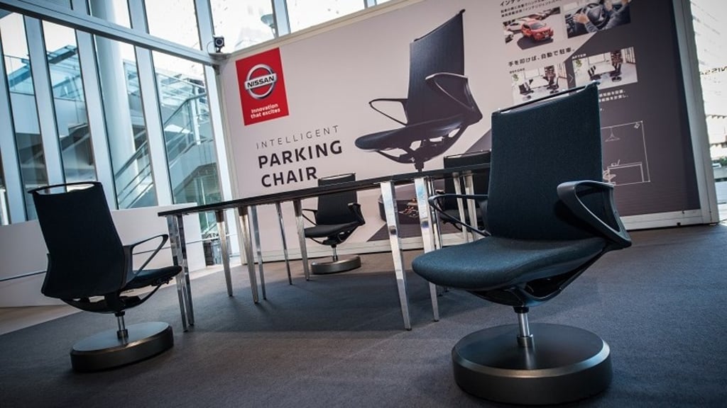 Nissan’s self-parking chair makes use of four sensors installed on the ceilings.