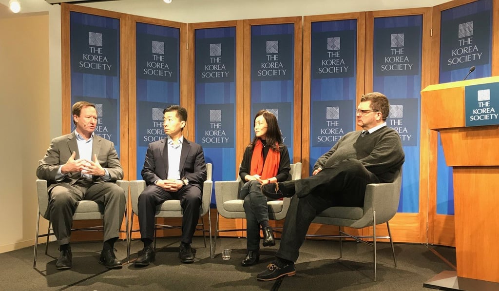 Klingner (left) was joined on the panel by Sung-yoon Lee, a Korean studies professor at Tufts University in Boston, and Su Mi Terry, a former CIA North Korea analyst. The moderator was the Korea Society’s Stephen Noerper (right). Photo: Robert Delaney