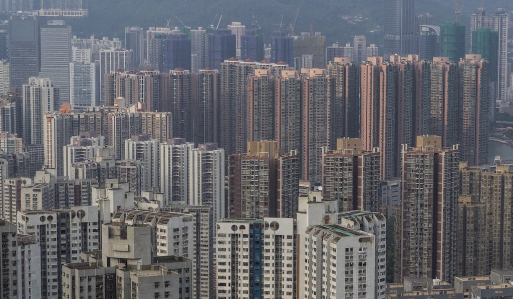 More than 65,000 households applied for a one-off living subsidy for low-income families in 2016. Photo: Martin Chan