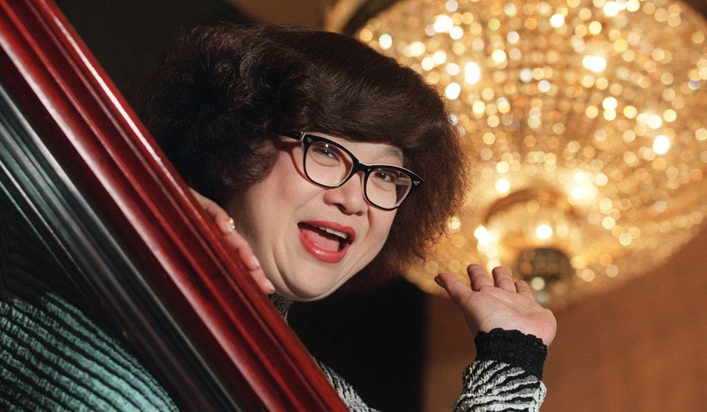 Shum lost her battle with liver cancer on February 19, 2008.