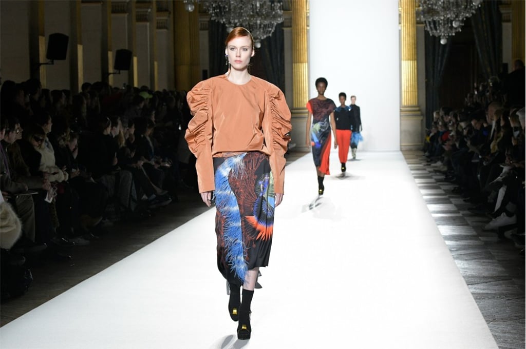 Dries Van Noten’s latest ready-to-wear collection dazzles buyers with arty prints and colourful patterns at Paris Fashion Week. Photo: Piero Biasion/ Xinhua Dries Van Noten’s latest ready-to-wear collection dazzles buyers with arty prints and colourful patterns at Paris Fashion Week. Photo: Piero Biasion/ Xinhua