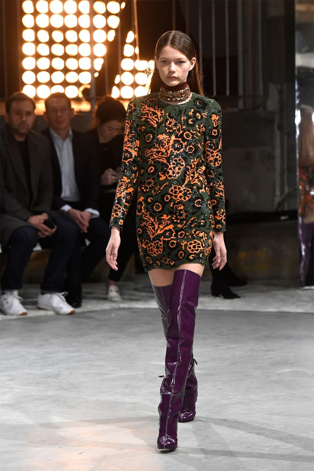 A model presents a creation by Giambattista Valli during the 2018-2019 autumn/winter collection show in Paris. Photo: AFP