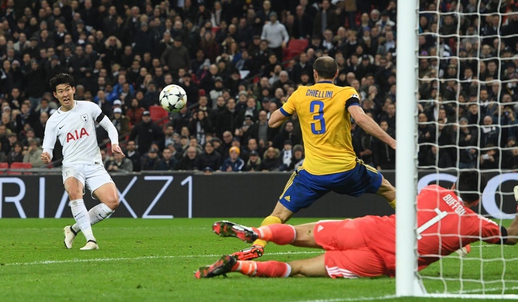 Tottenham’s Son Heung-Min (left) scores the opening goal. Photo: EPA