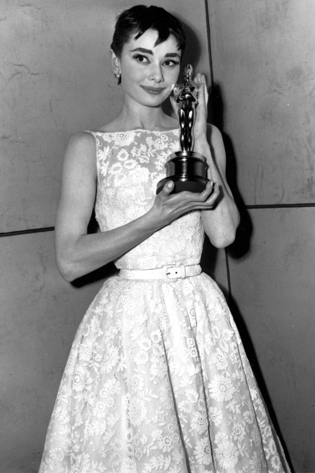 Givenchy and his muse how his friendship with Audrey Hepburn changed fashion South China Morning Post