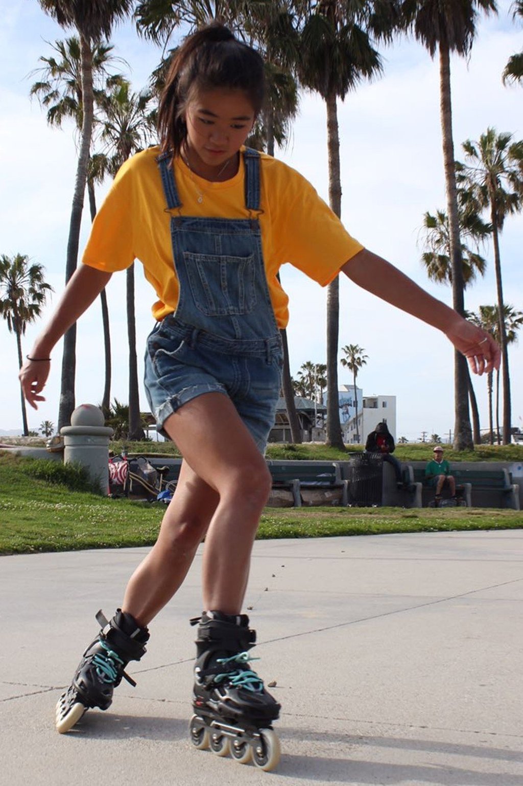 Yanise Ho is rollerblading her way around the US.