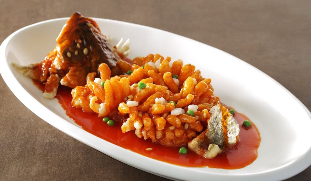 Sweet and sour fish at Ye Shanghai Kowloon