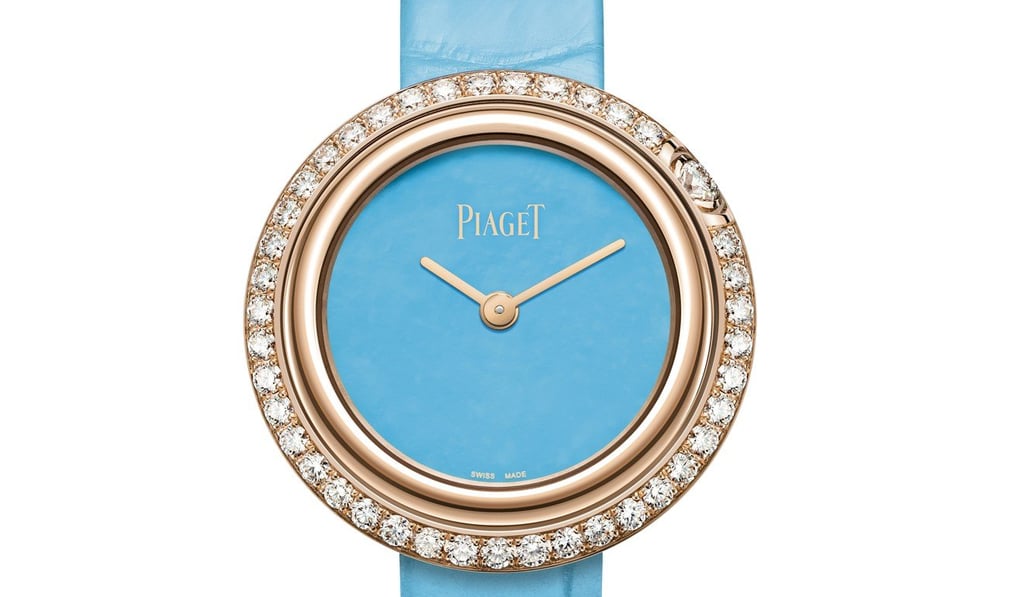 Possession watch with a dial made of turquoise