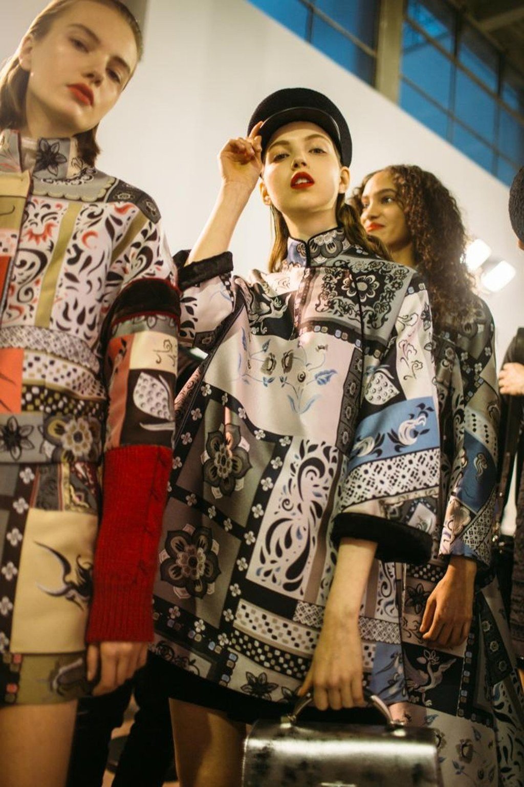 Looks from Shiatzy Chen’s autumn-winter 2018 collection at Paris Fashion Week. Looks from Shiatzy Chen’s autumn-winter 2018 collection at Paris Fashion Week.