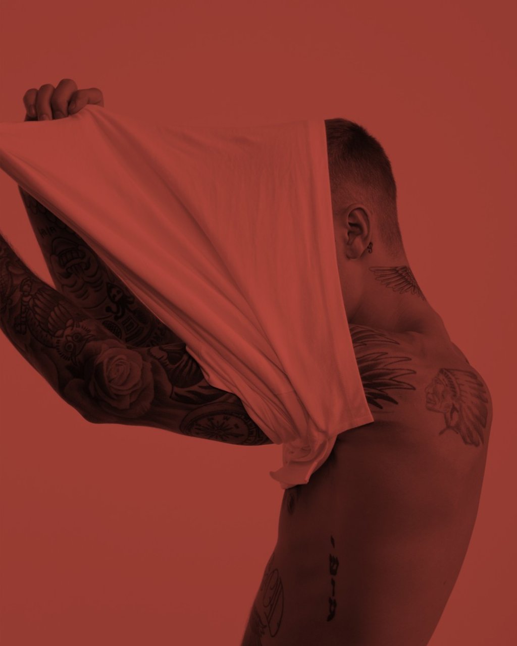Justin Bieber models the classic Hanes x Karla T-shirt