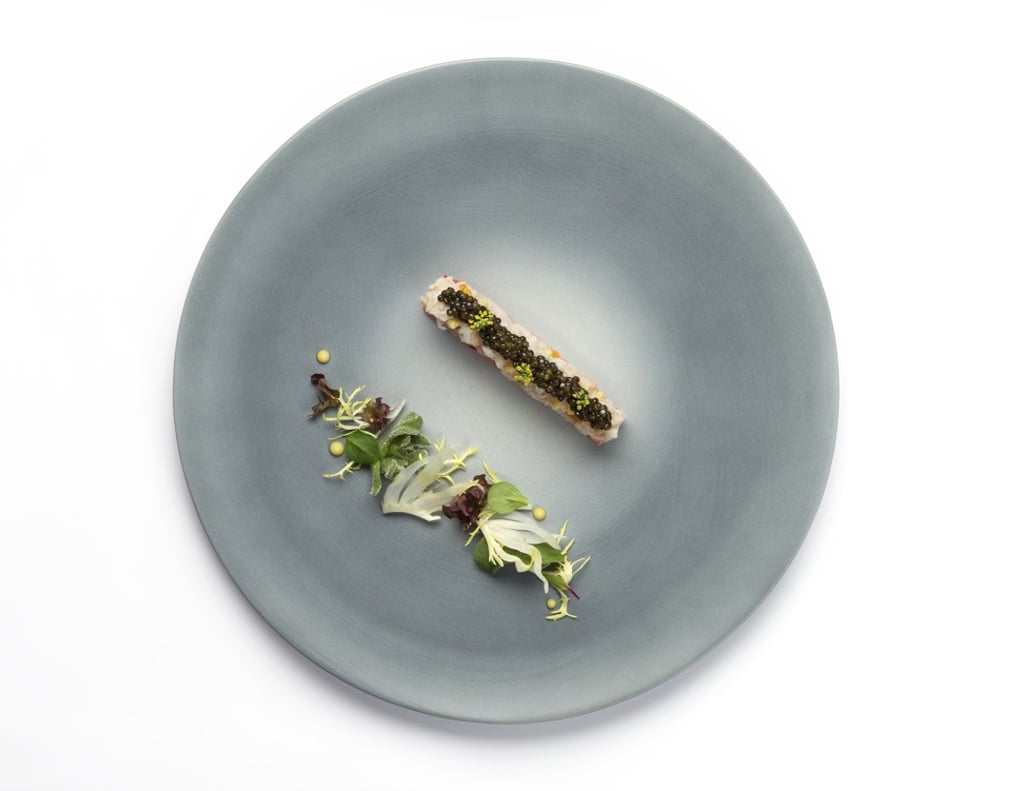 Hokkaido King crabat 8 1/2 Otto e Mezzo Bombana in Macau