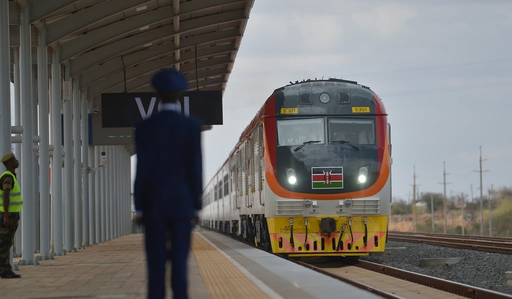 One of Kenya's newly acquired standard gauge rail locomotives pulls into Voi railway station on May 31, 2017. The Chinese-built railway has inspired the African country of Benin to turn to China to construct its railway. Photo: AFP