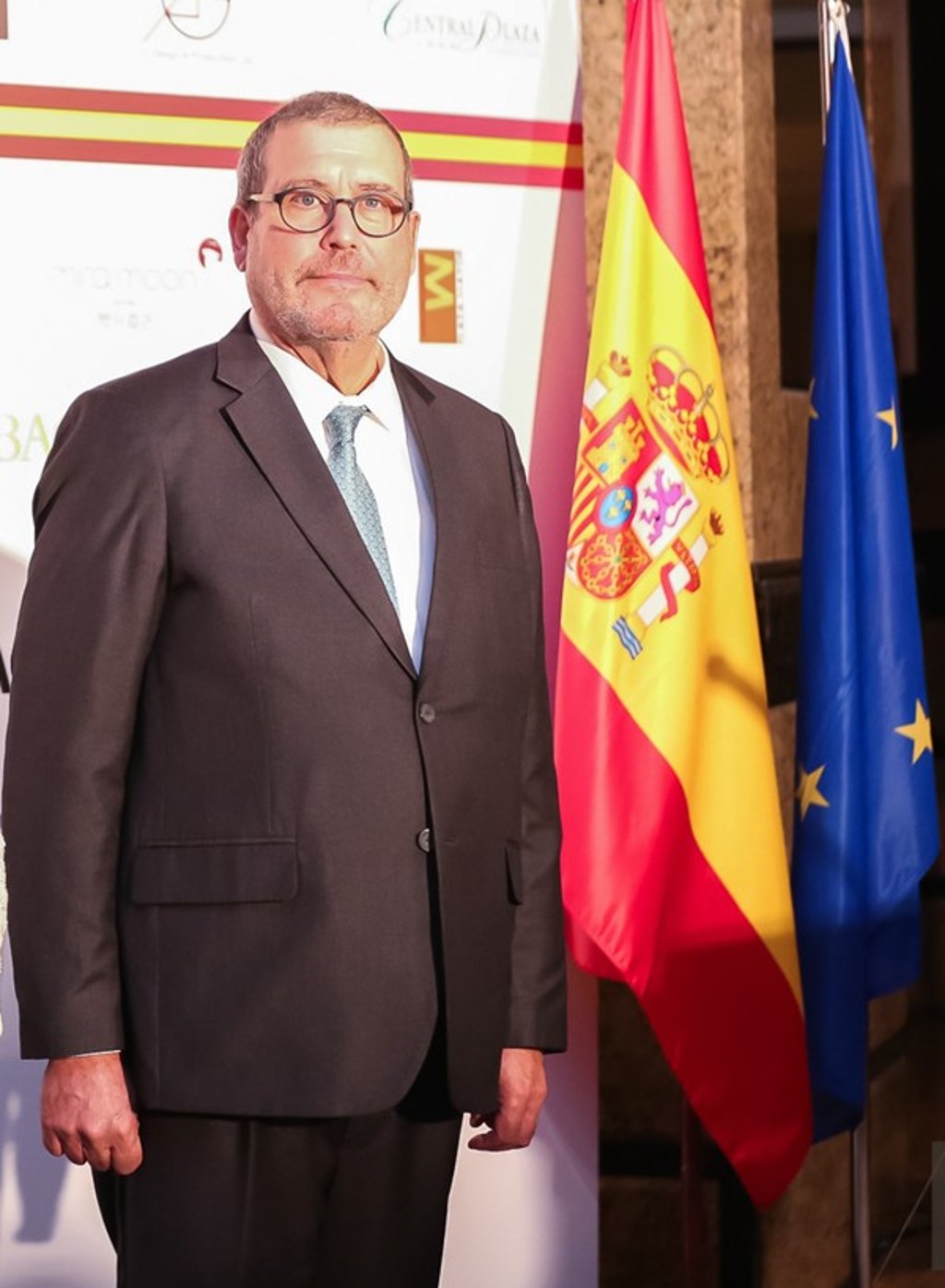 Santiago Martinez-Caro is the Spanish consul-general of Hong Kong. Santiago Martinez-Caro is the Spanish consul-general of Hong Kong.